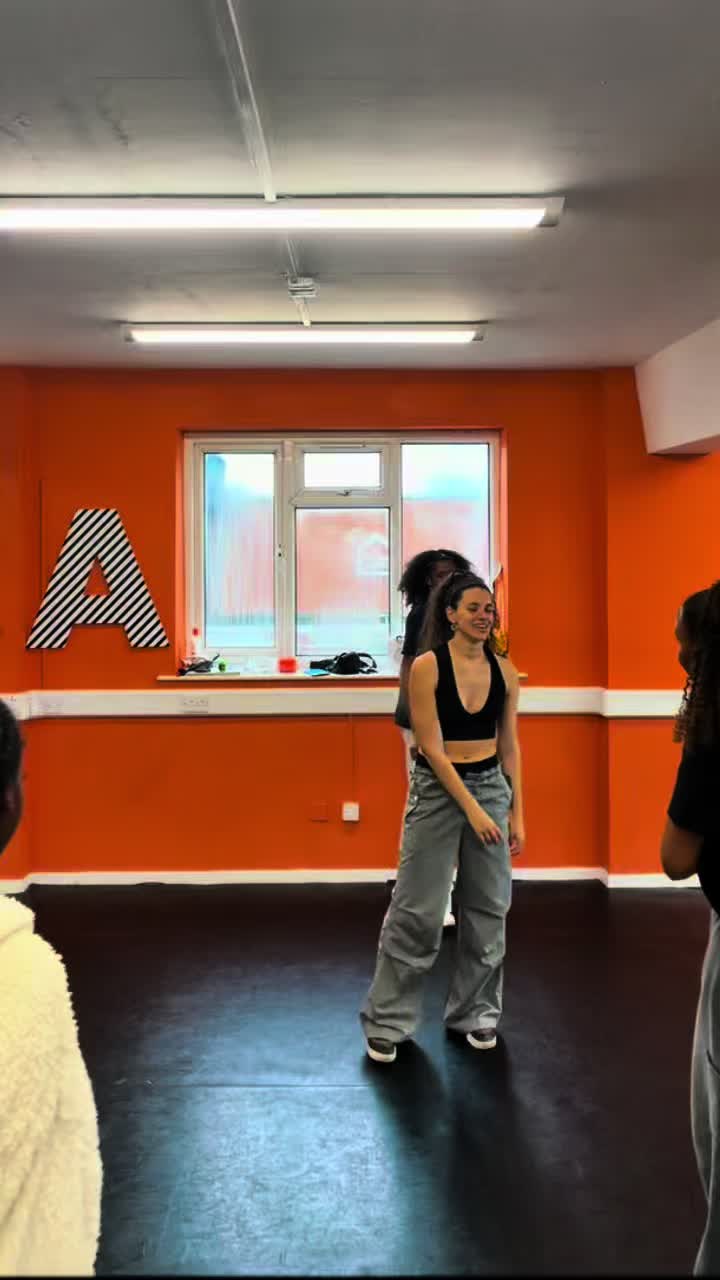 @Yin Yang Dance