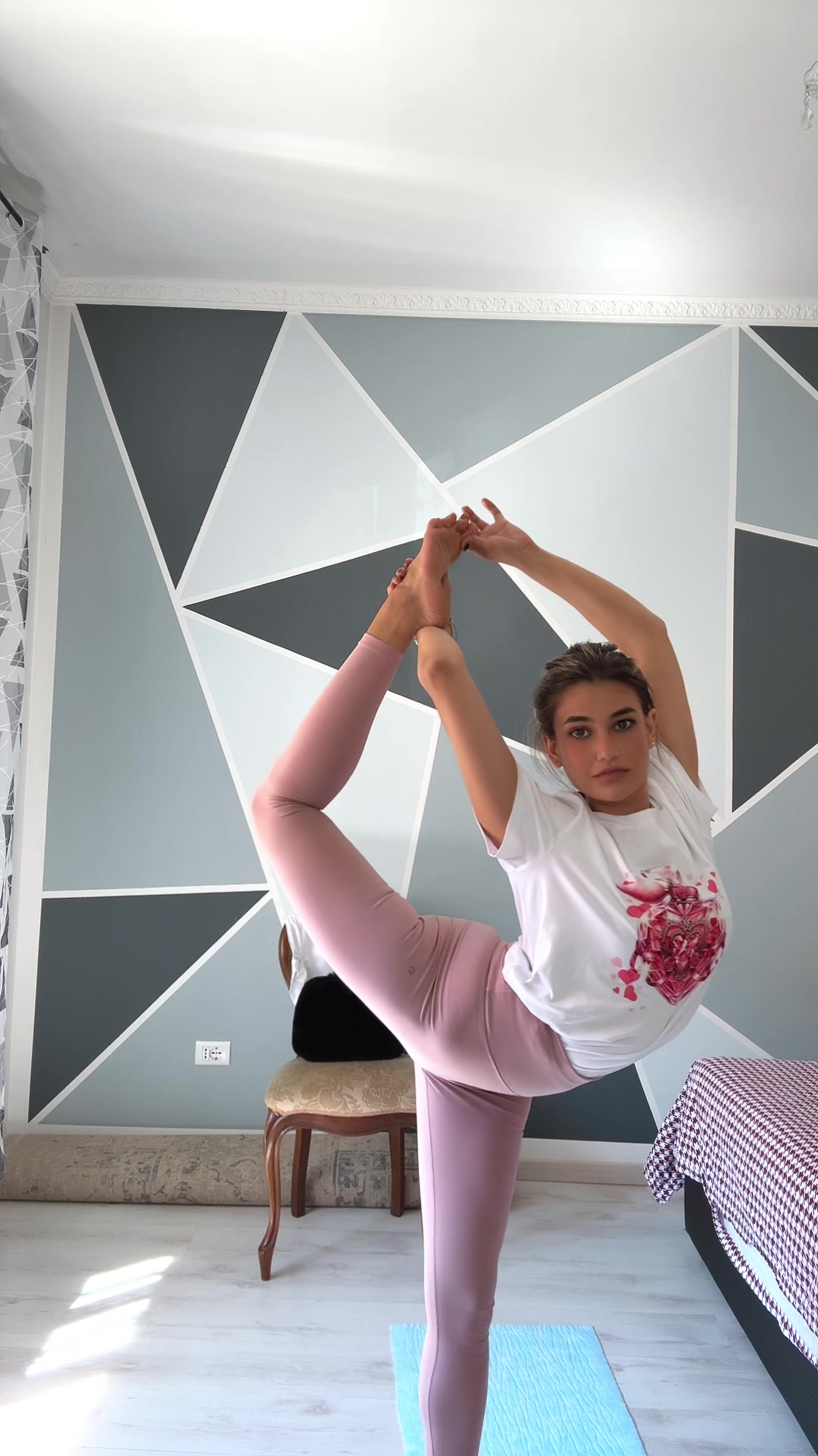 @Ellyna99