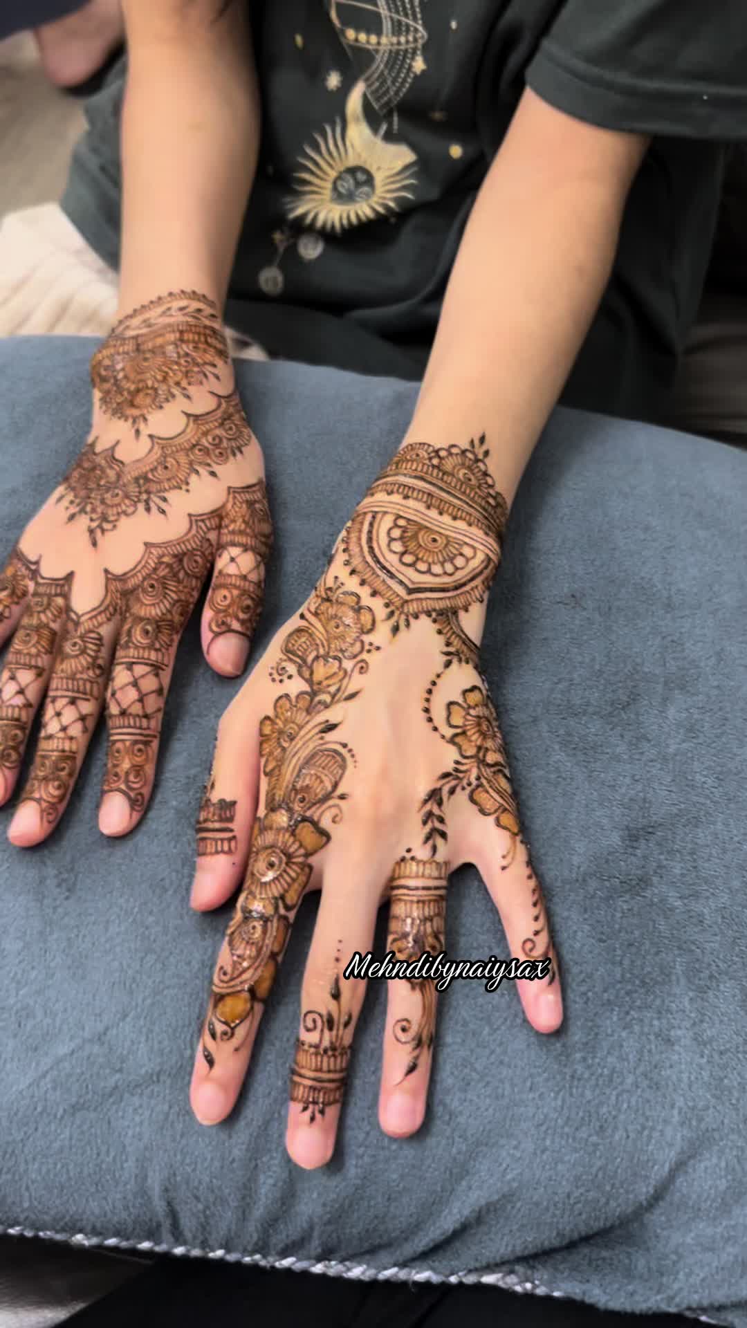 @MehndibyNaiysa🖤