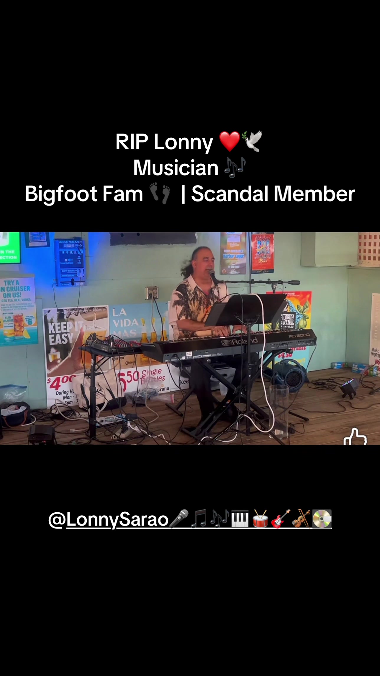 @CrysSTALLION 🎲🦮👣🥜