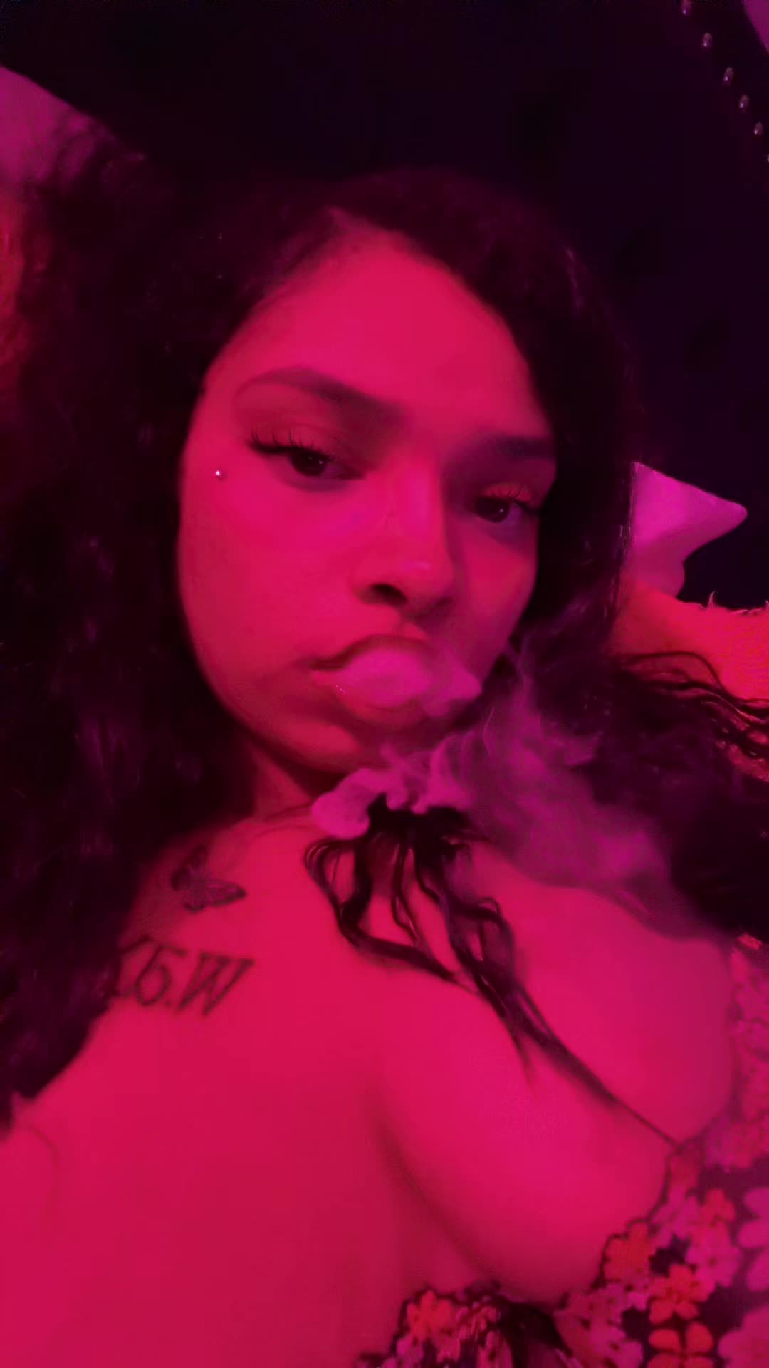 @yonii_lashay