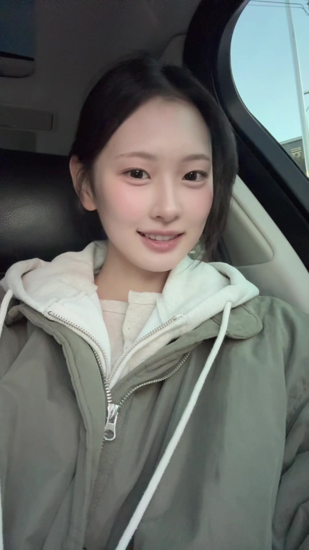 @_april.ten