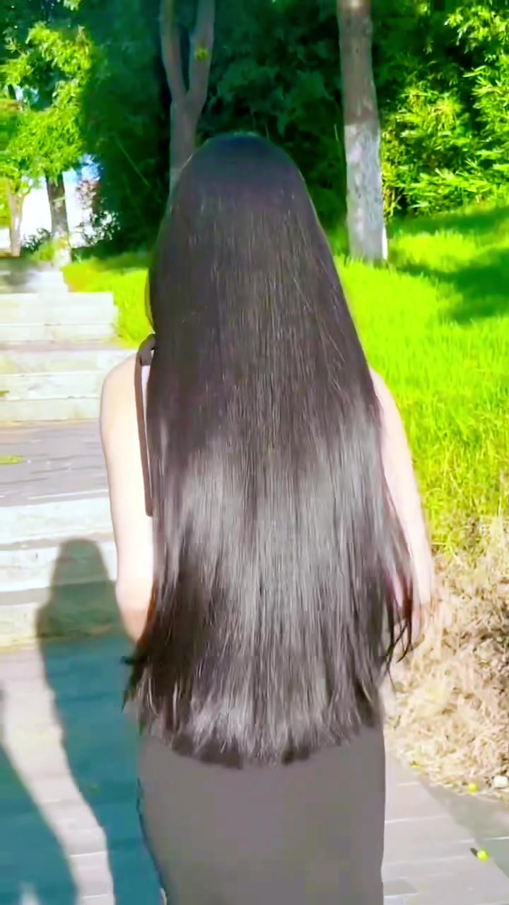@Sexiest_long_Hair