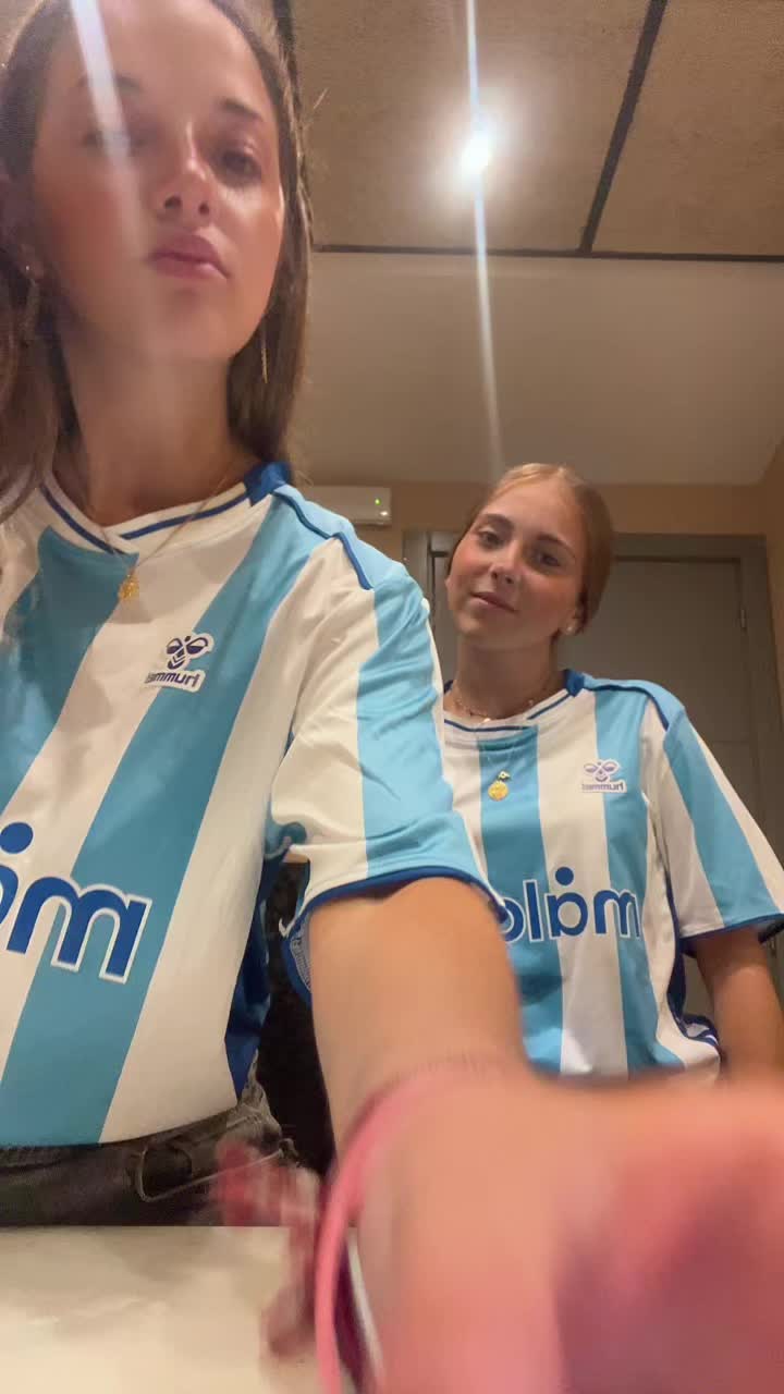 @danielaa