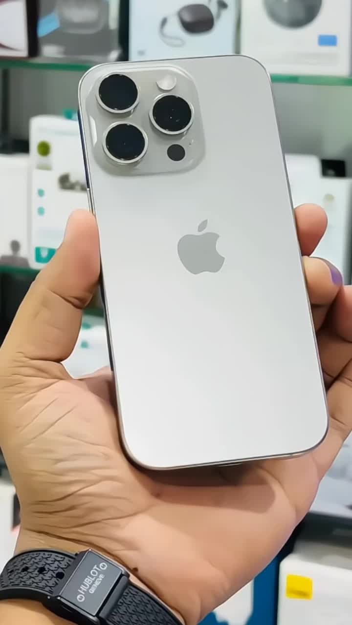 @𝐀𝐩𝐩𝐥𝐞 𝐒𝐭𝐨𝐫𝐞 📱
