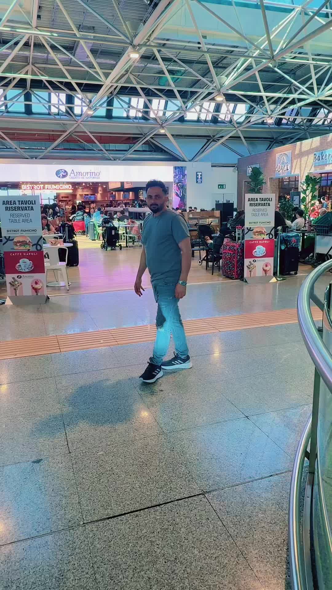@BABBU🇵🇰🇬🇷