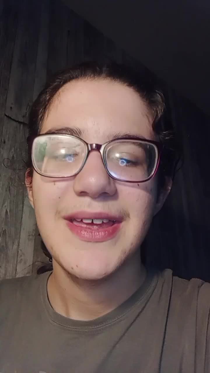 @marie.🎼🩵🖤💚