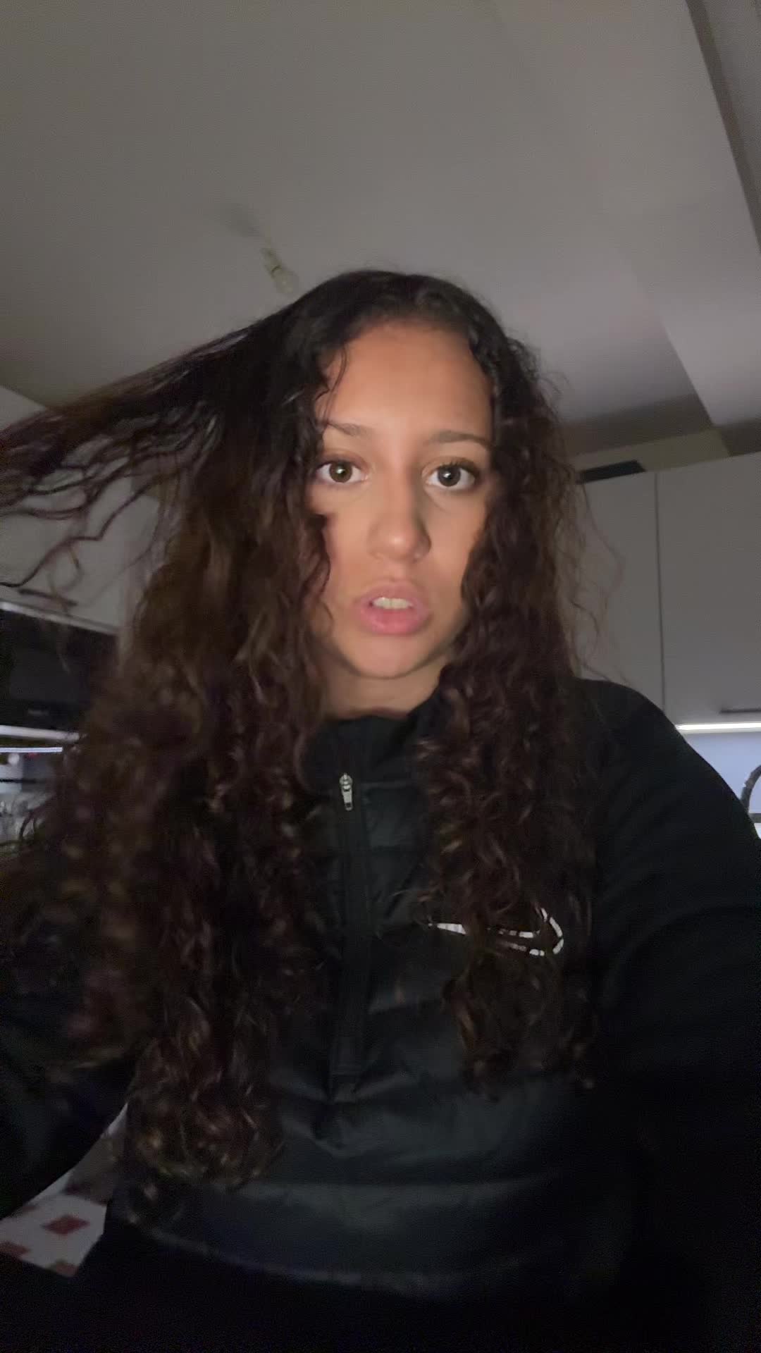 @itslikeimnoteventhere