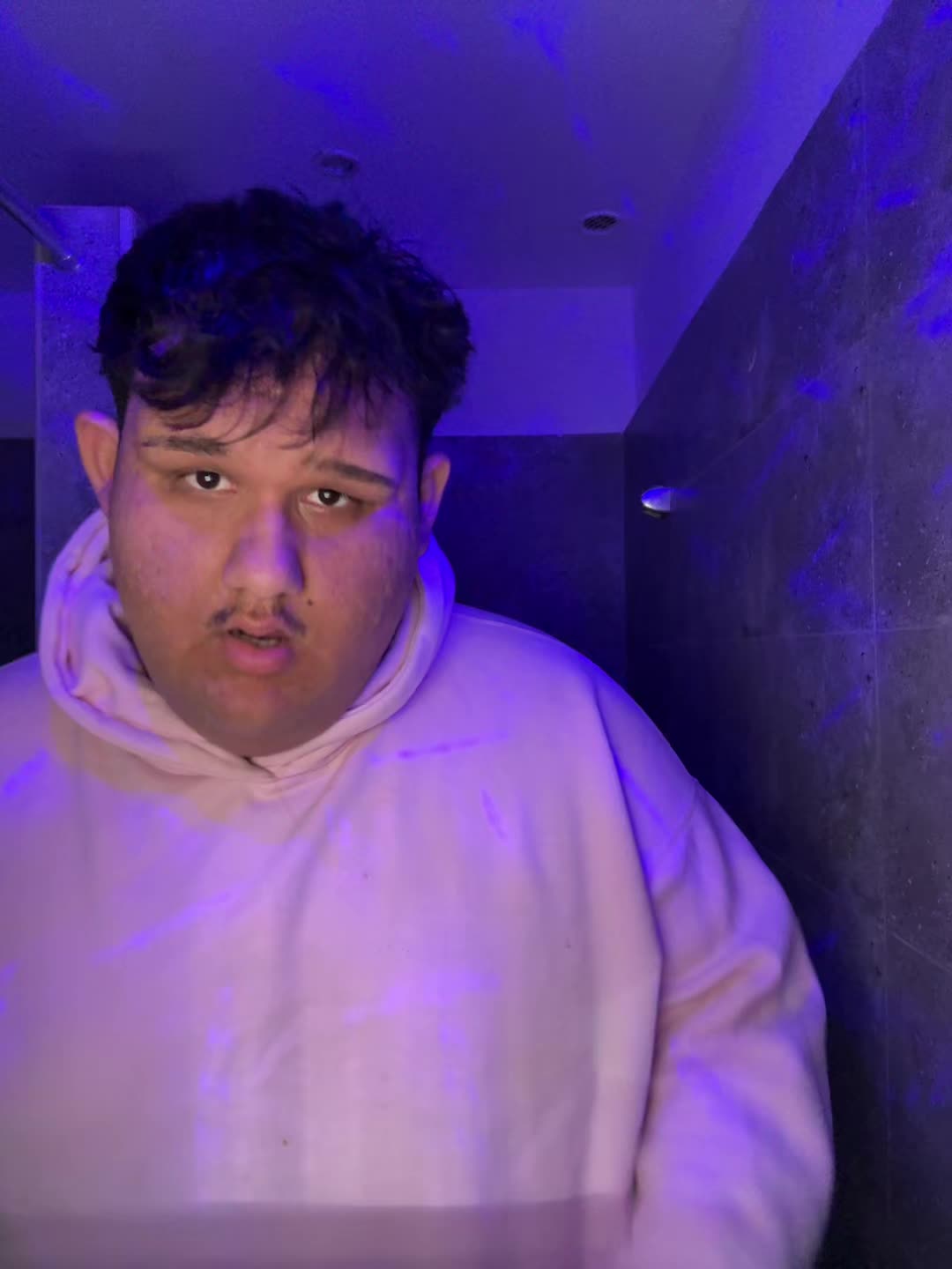 @tomatoislifeeeee