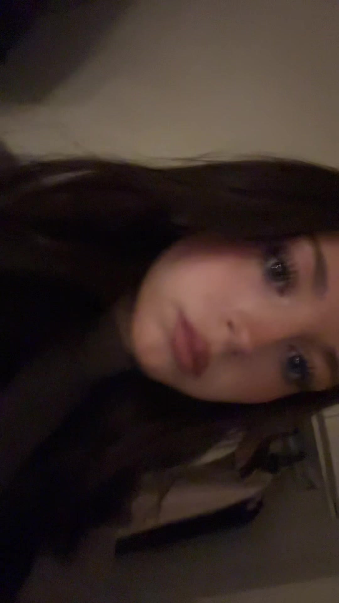 @Lo