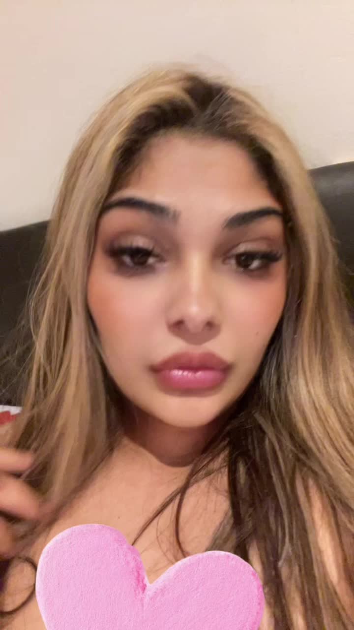 @Lavyy