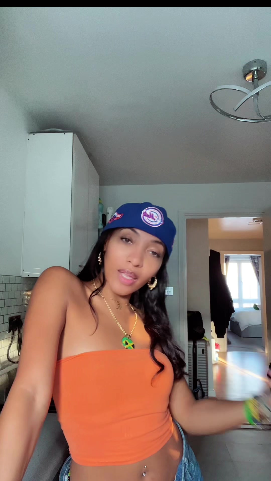 @Reenii