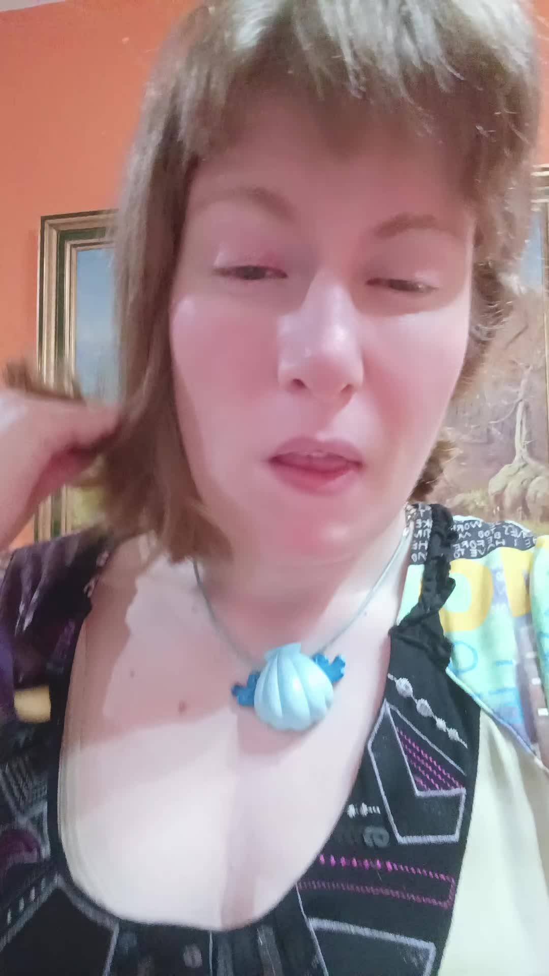 @_LADIVARUBIA_