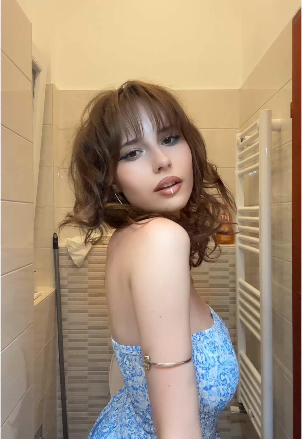 @eliz☮︎