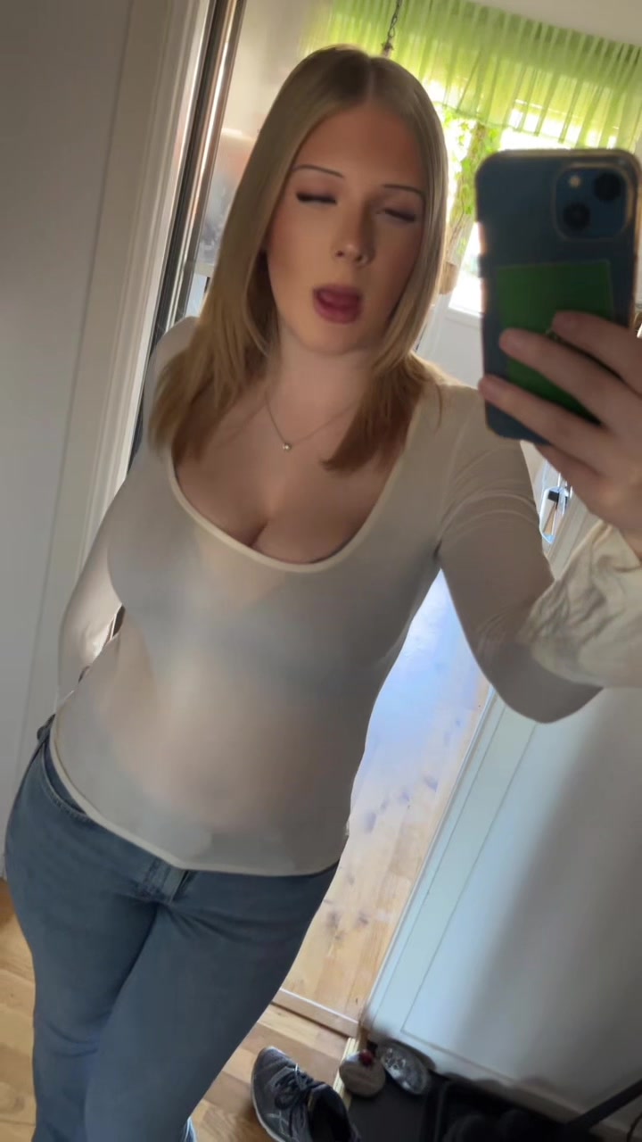 @𝓪𝓰𝓷𝓮𝓼😽