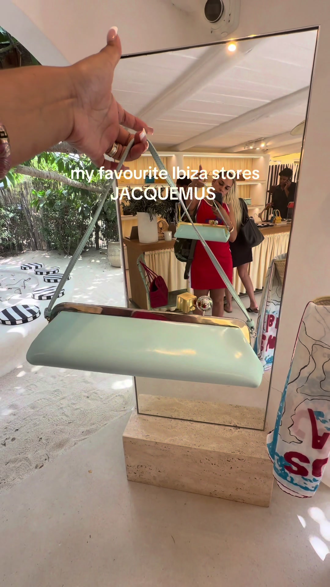 @Aliz&eacute;