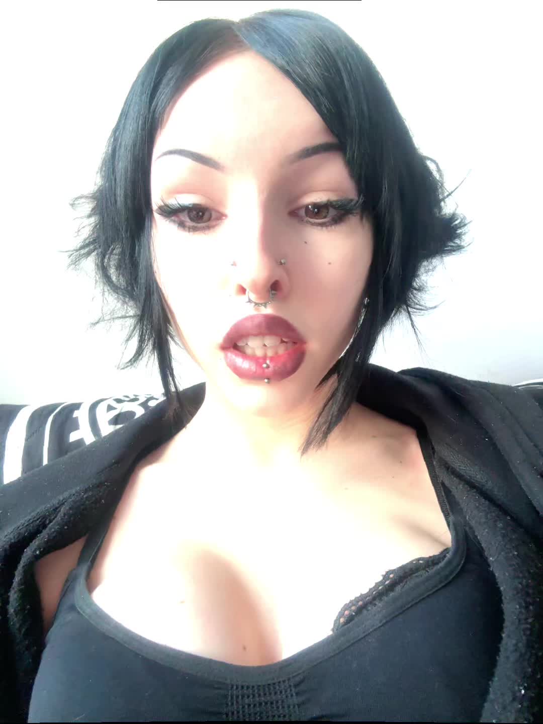 @momolithh