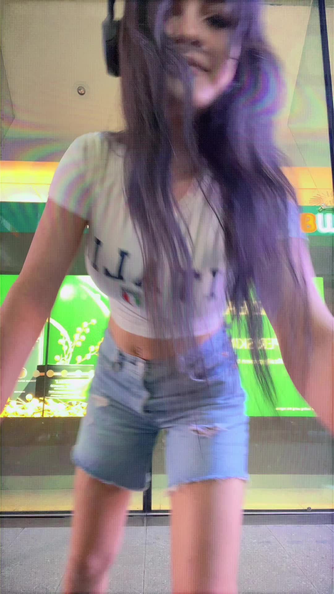 @444🩸
