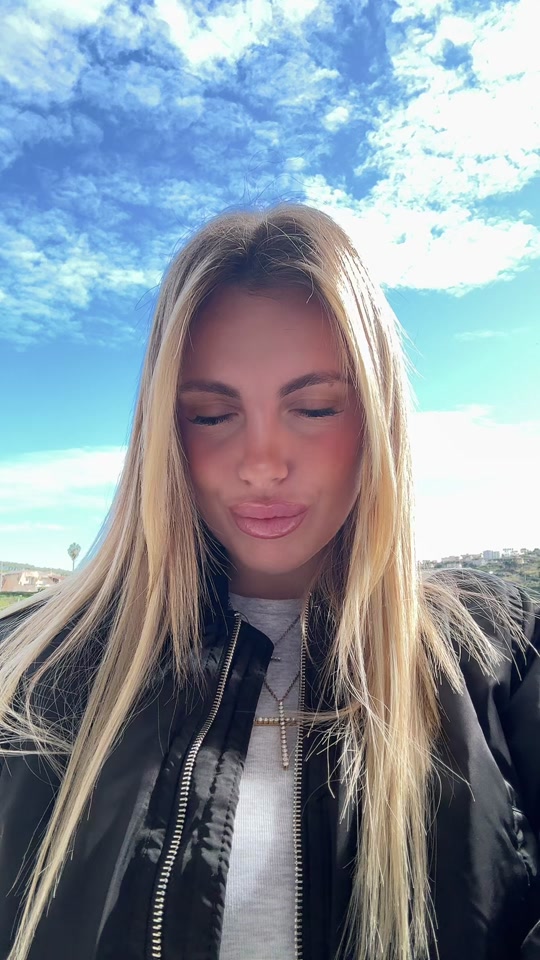 @Nicoleilliano