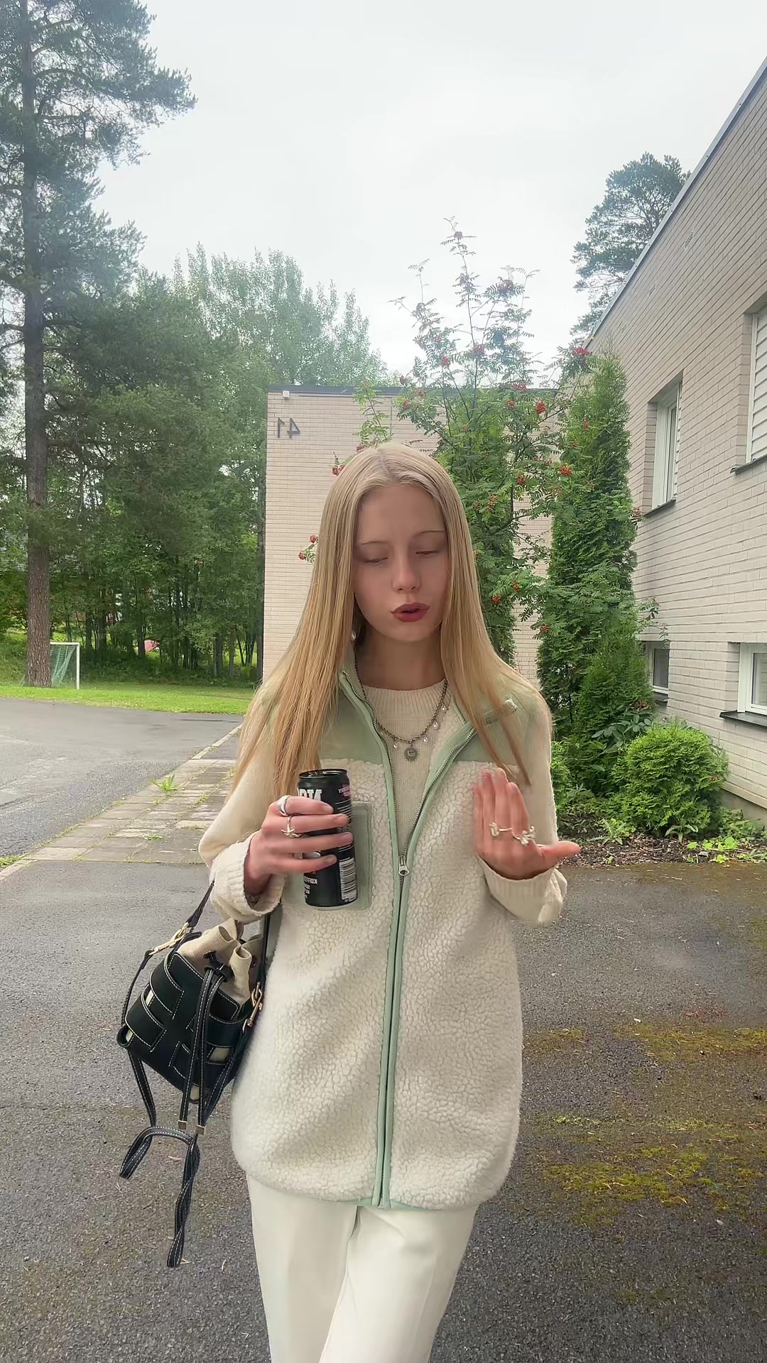 @🍞