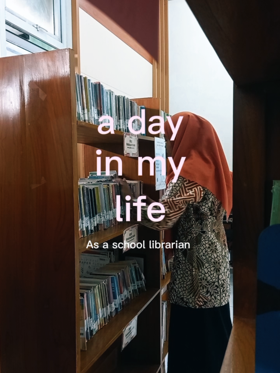 @dzata with book