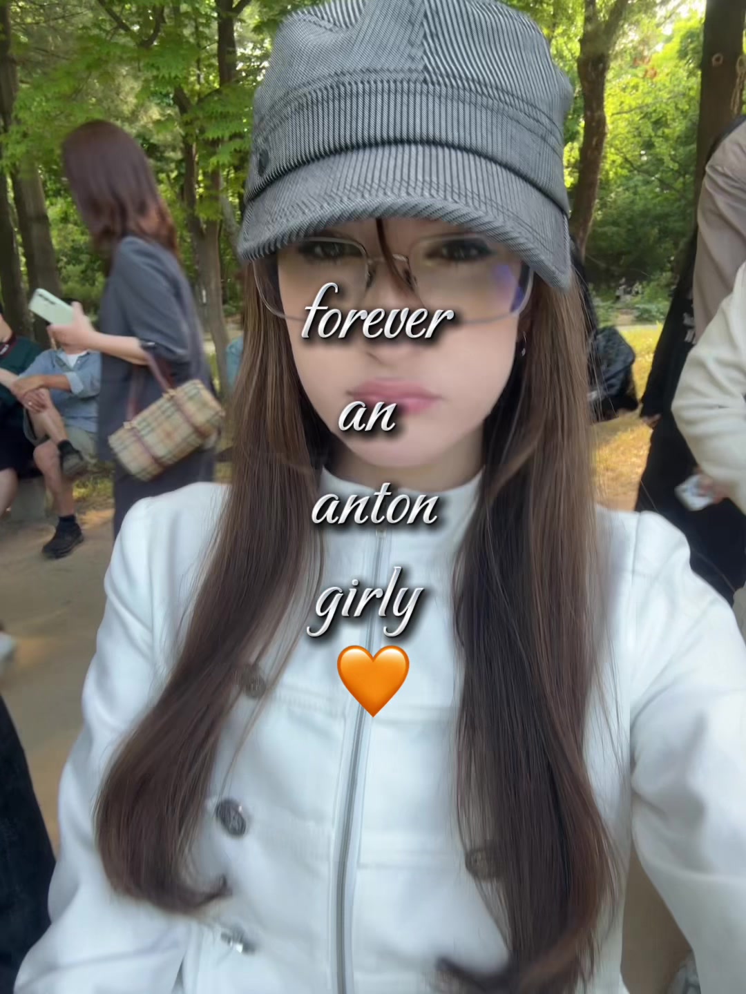 @olivia larissa