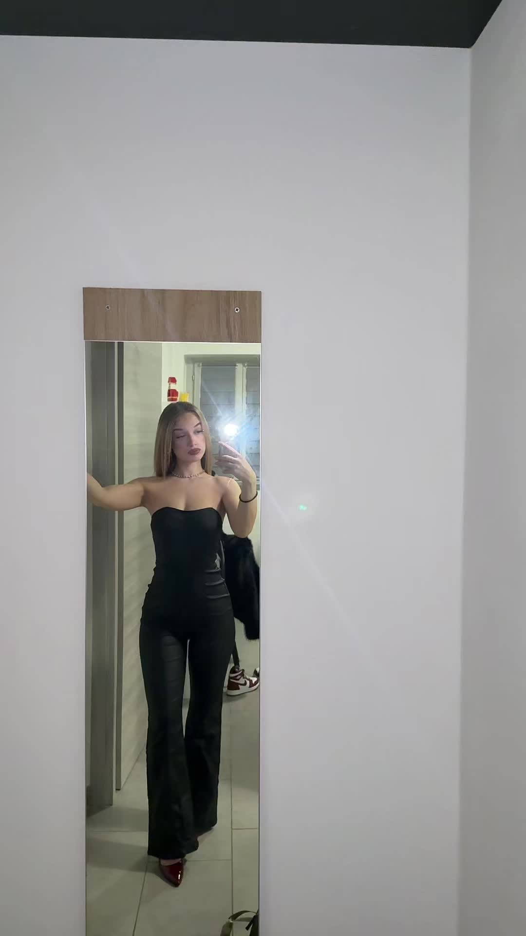 @mayaadelvecchio