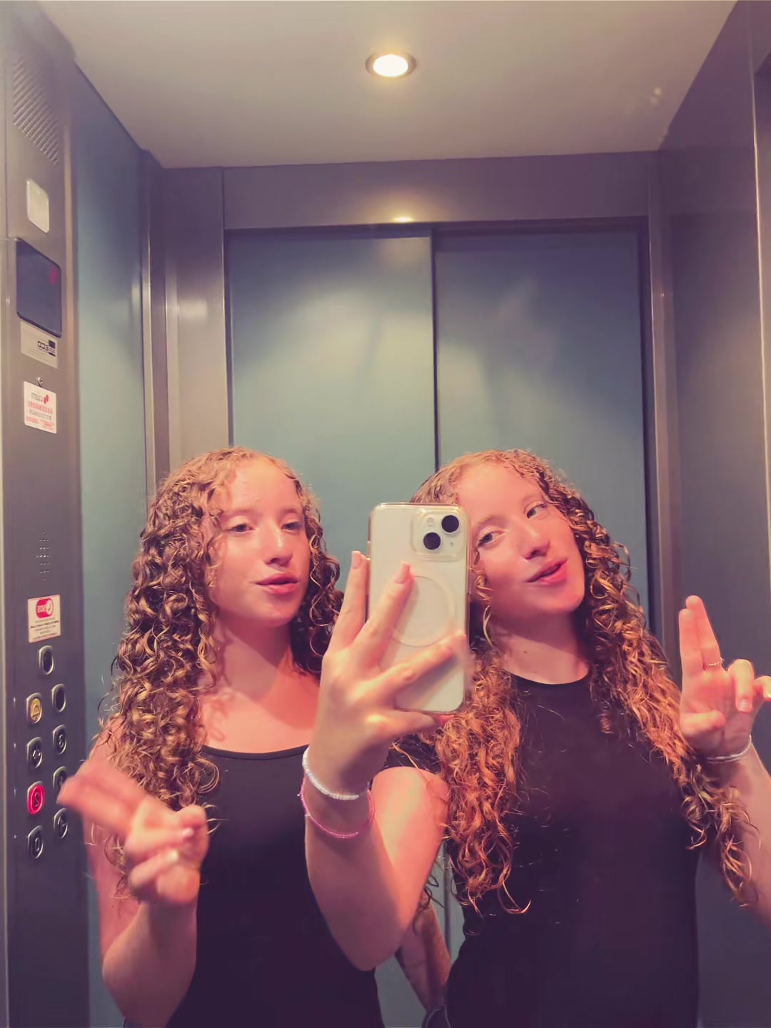 @LAURA E MARTA DE ANGELIS