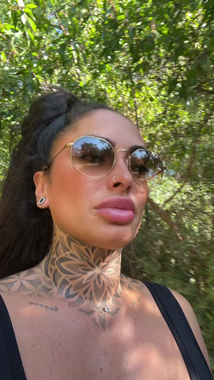 @𝒮 𝒶 𝓇 𝒶✨