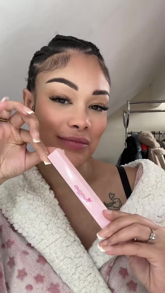 @KayllaMariie Cosmetics 🌸