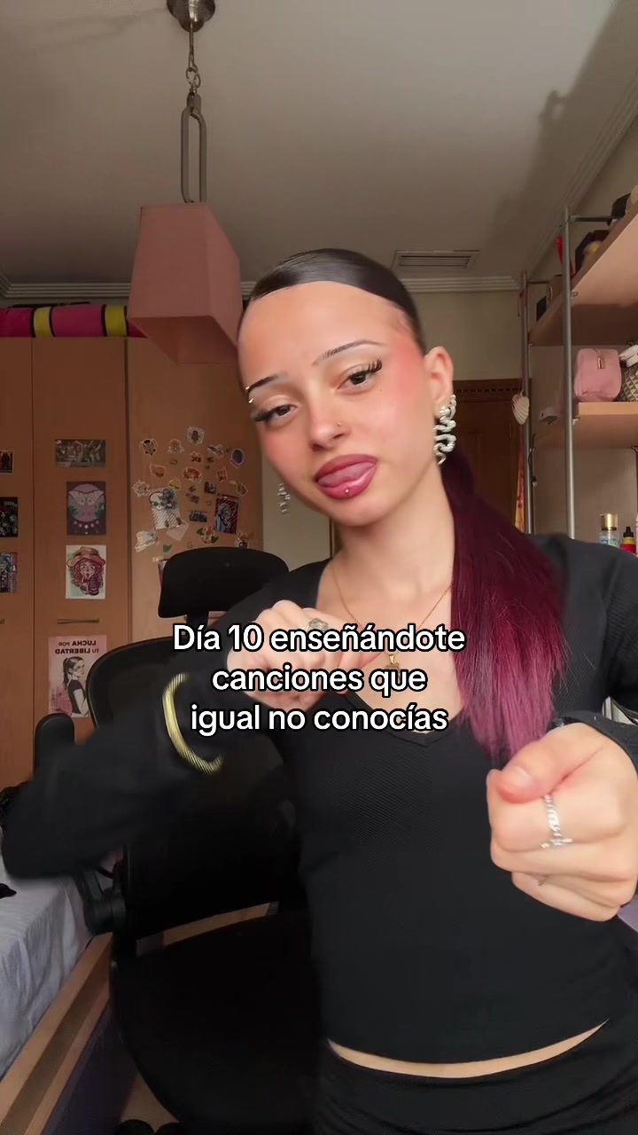 @Helena 🚭💸