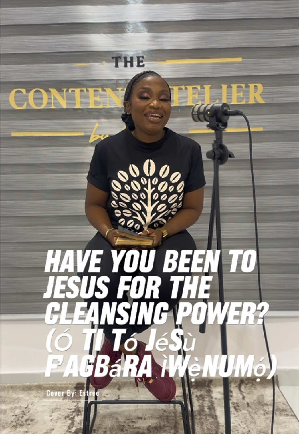 @Estree (Esther Olorunfemi)