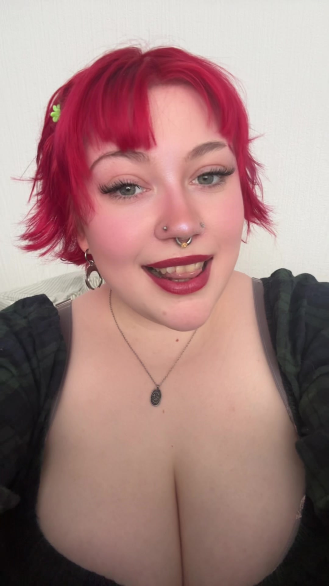 @peachyy_jj