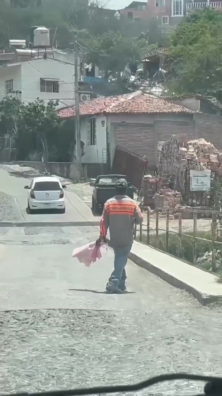 @Ｅｌ Ｂｅｂｏｚ