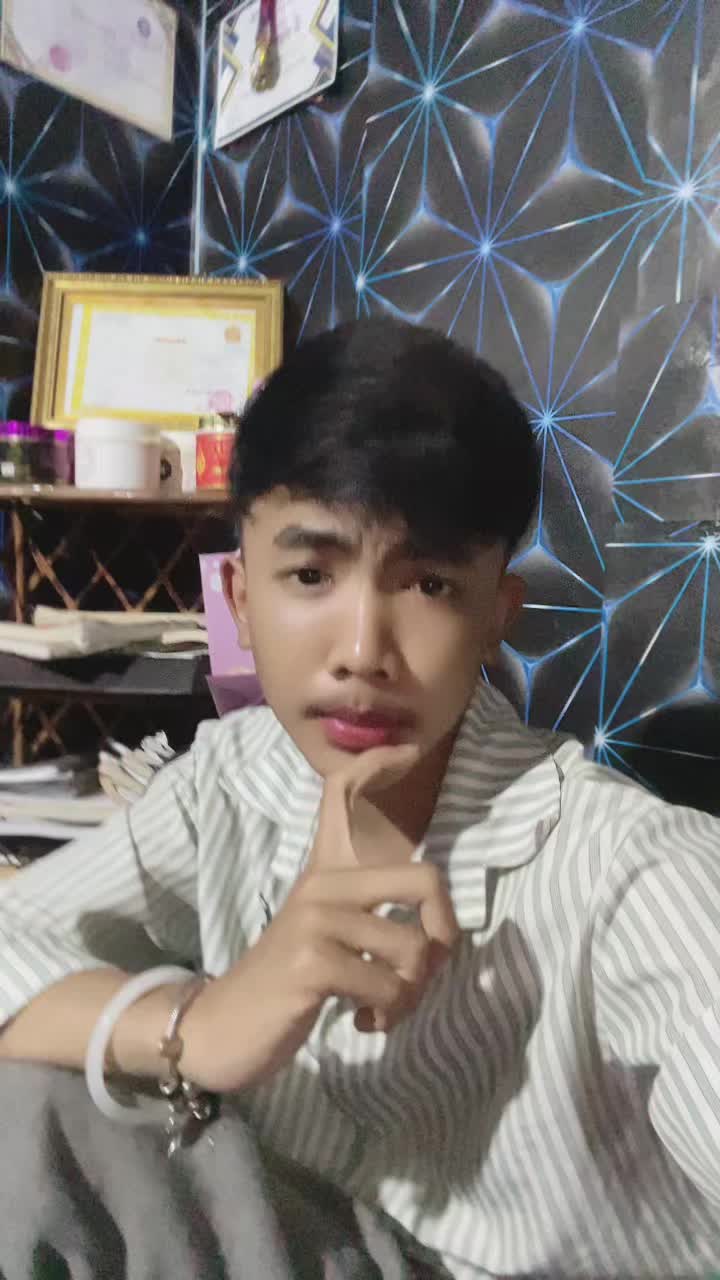 @VanNguyDek