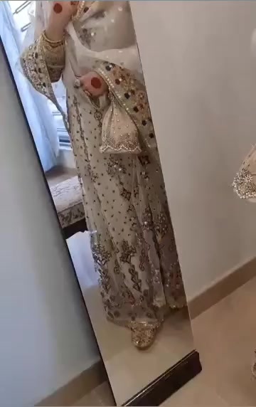 @Cute pathani