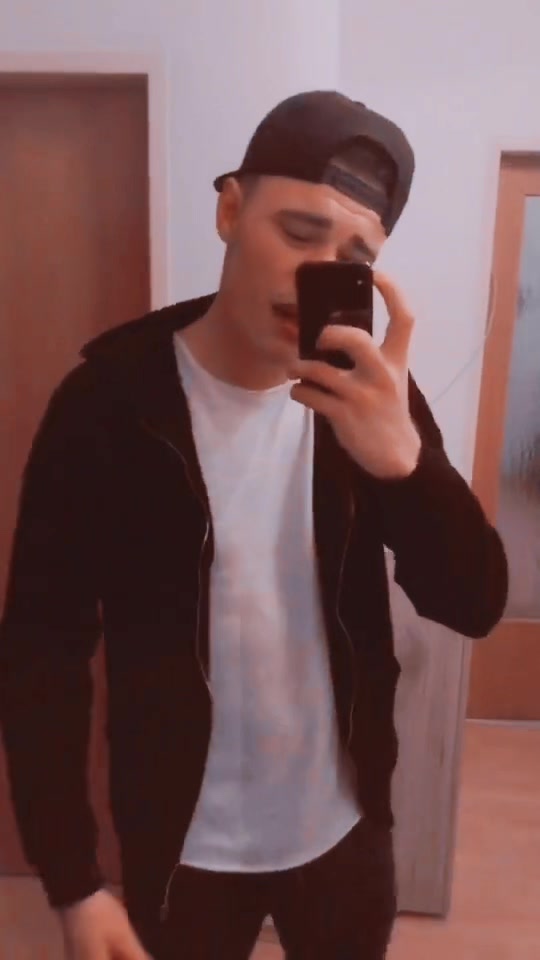 @Jörgi✔️
