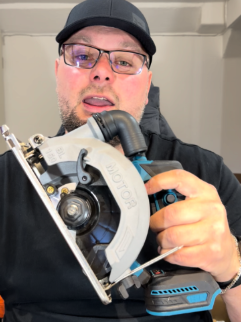 @DealsF&uuml;rDich