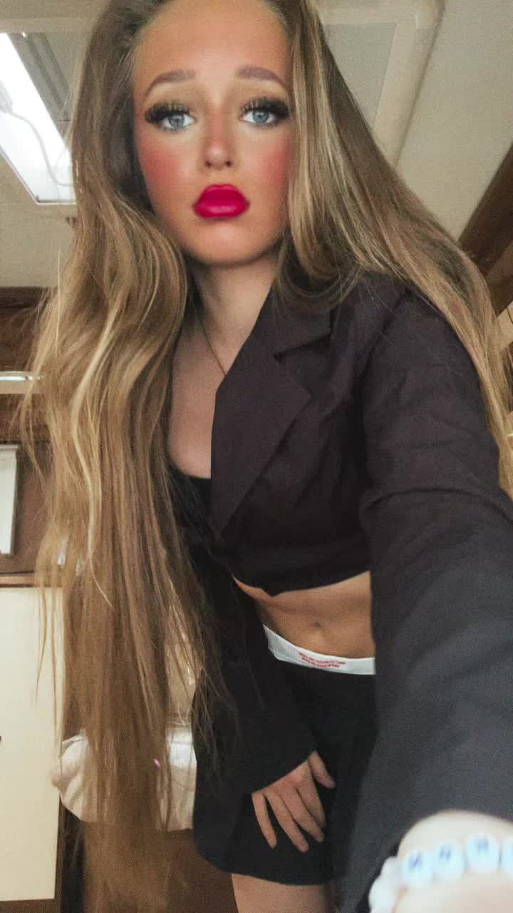 @Rachel McMillan live account♥️