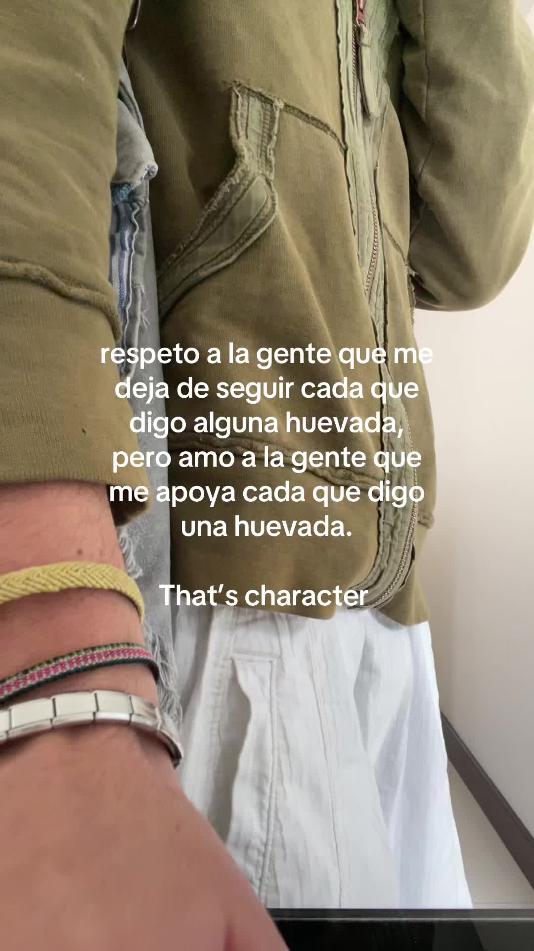 @holip