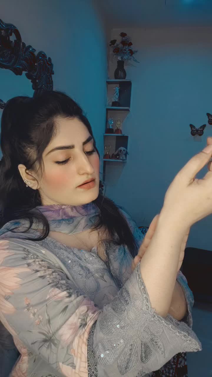 @Anaya 333