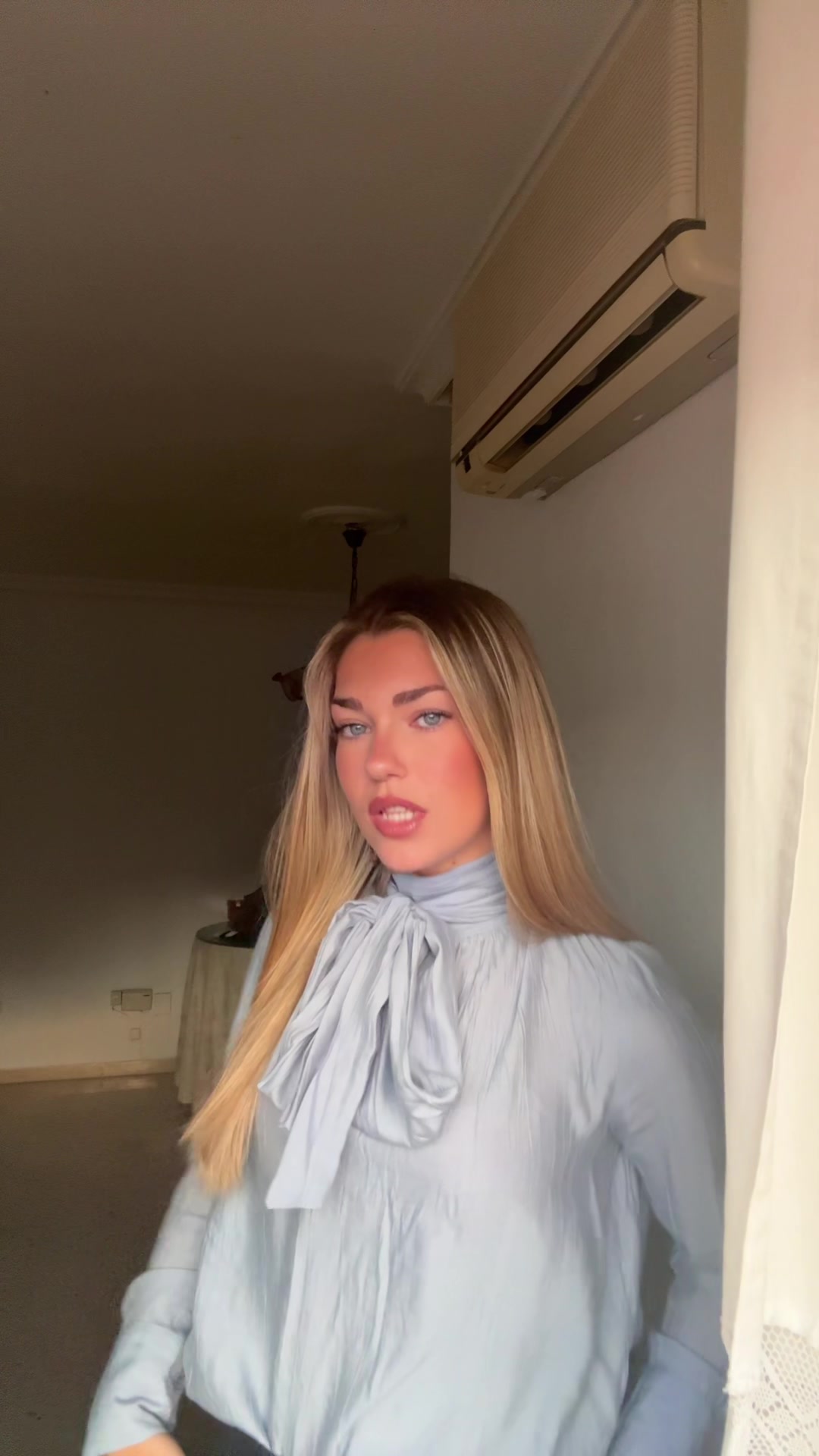 @victoria lópez