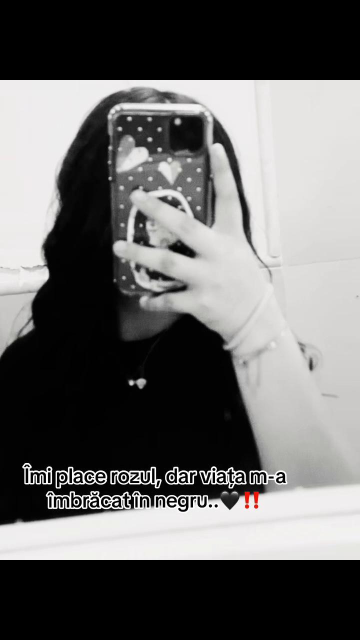 @𝓐𝓷𝓭𝓻𝓮𝓮𝓪 🩷