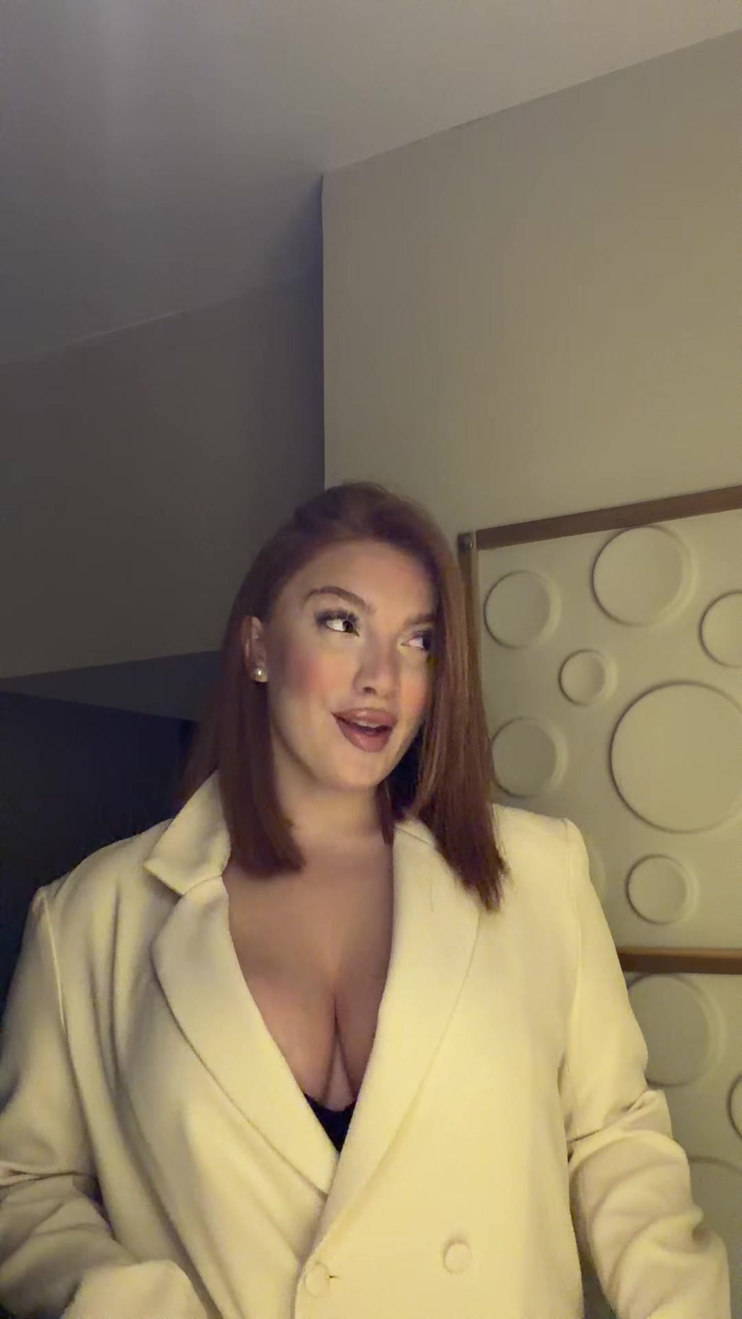 @_corinnepetrellese_
