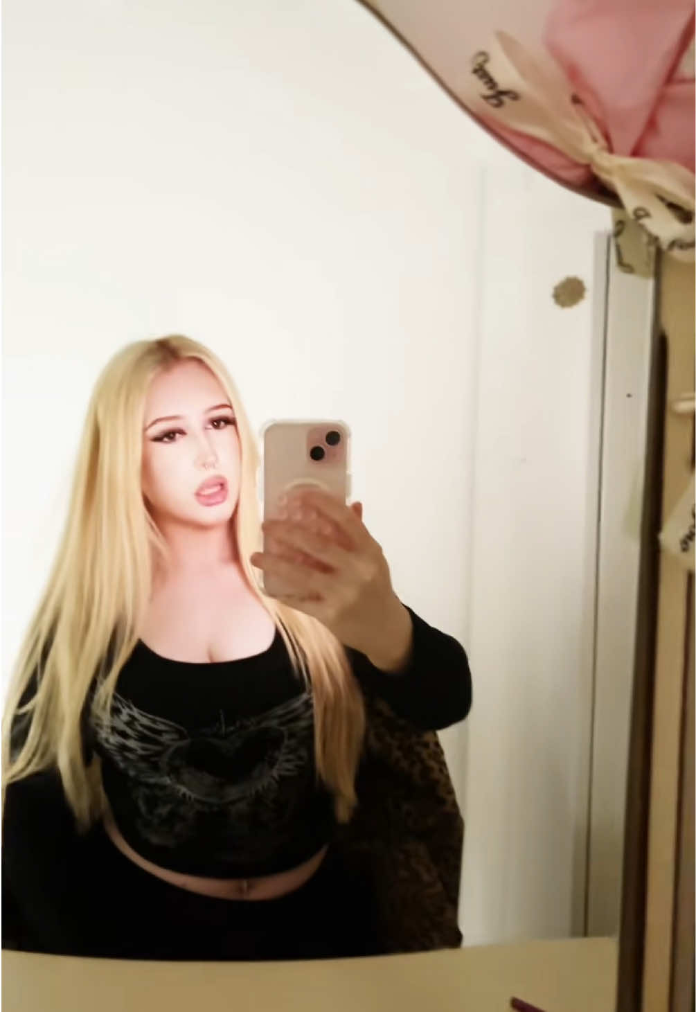 @Rhi ♱