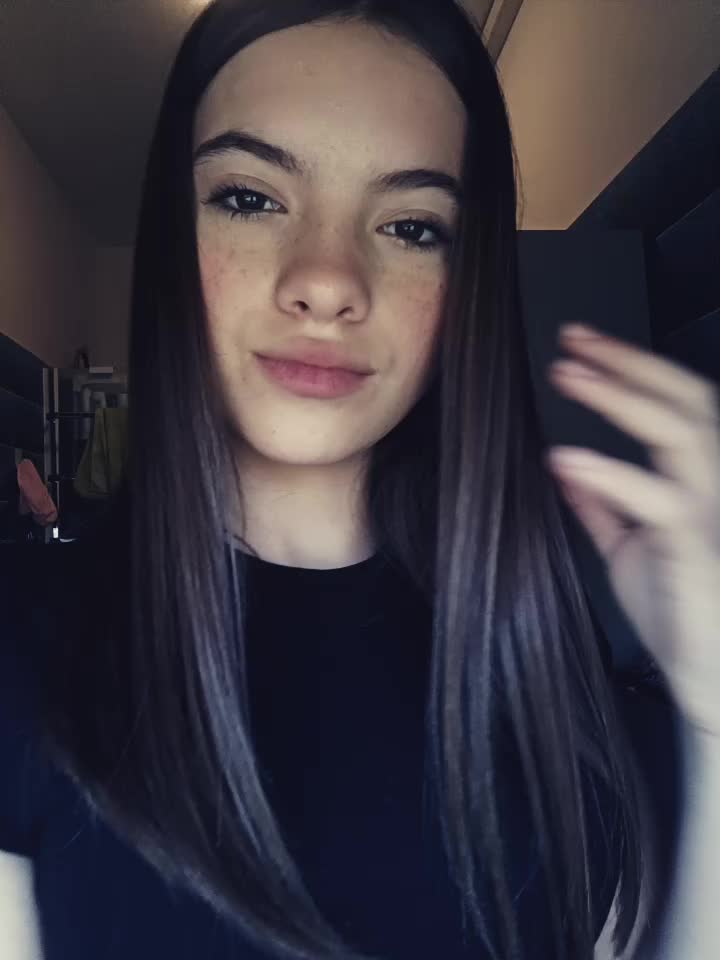 @🦈