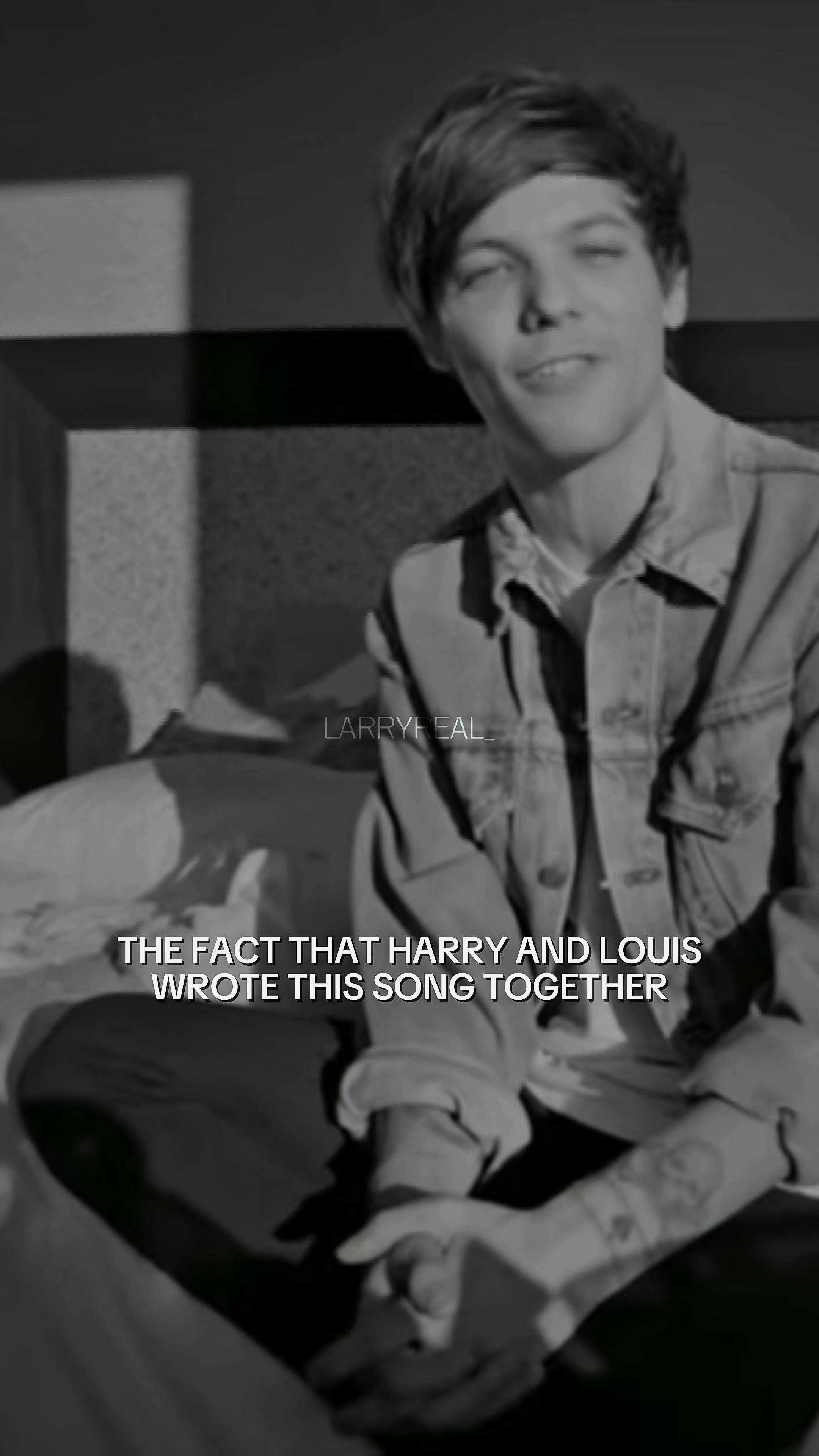 @Larry is real💚💙