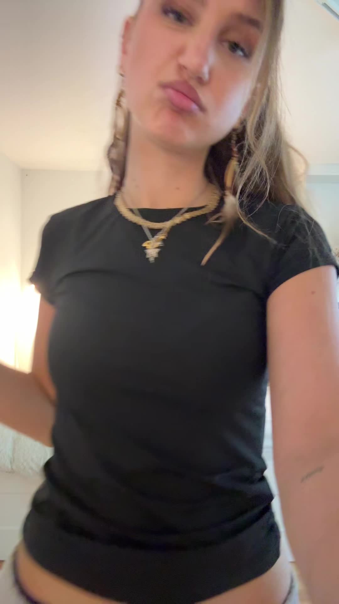 @alyshiadollll