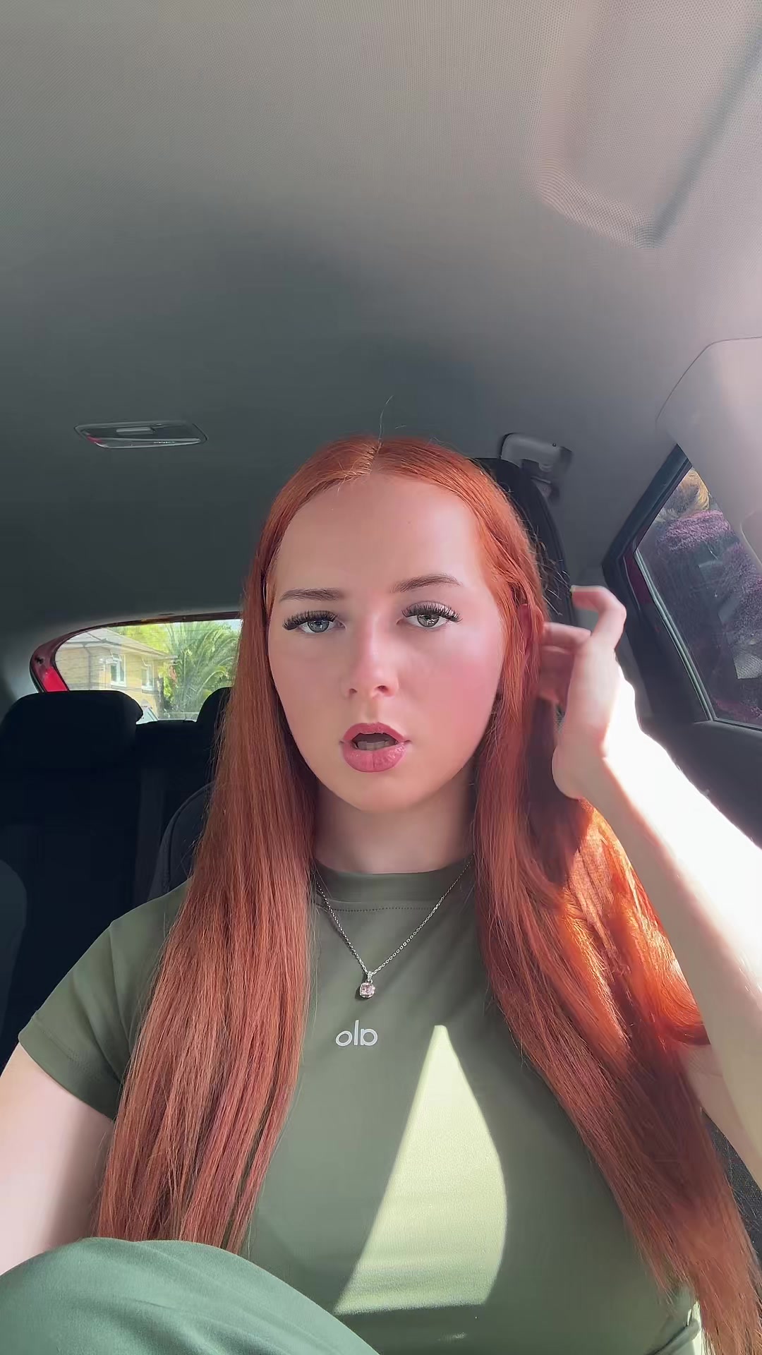 @phoebe x