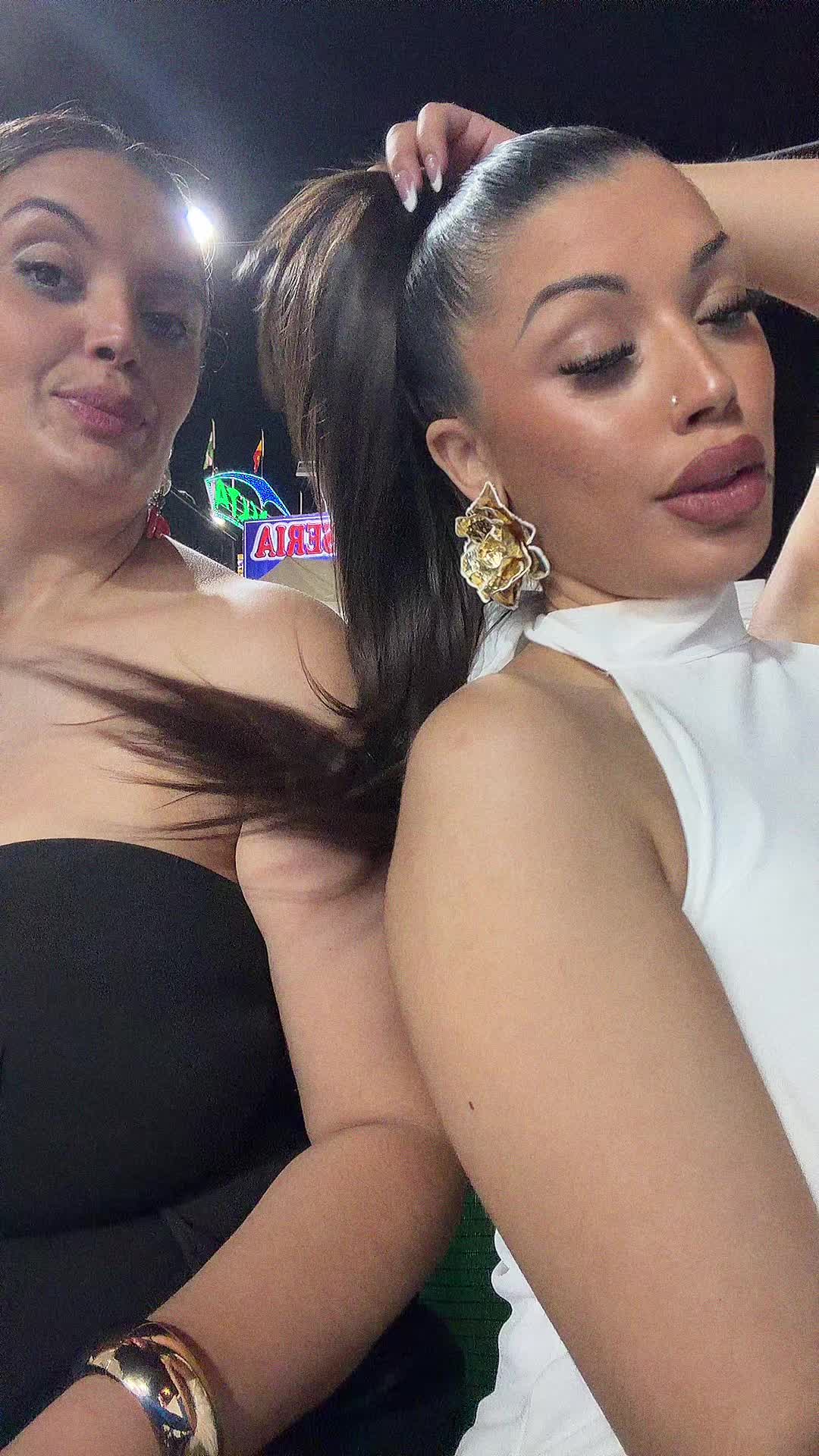 @Laura